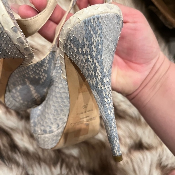 Jimmy Choo | FROSTED PYTHON WHITE Peep Toe Stilettos | Size 39 | 9.5 - Picture 10 of 10